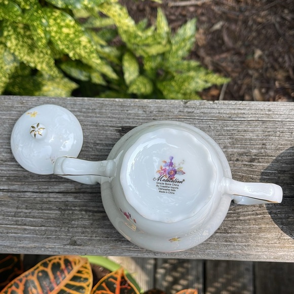 Vintage Meditation Gracie Bone China Sugar and Creamer set - Picture 6 of 9